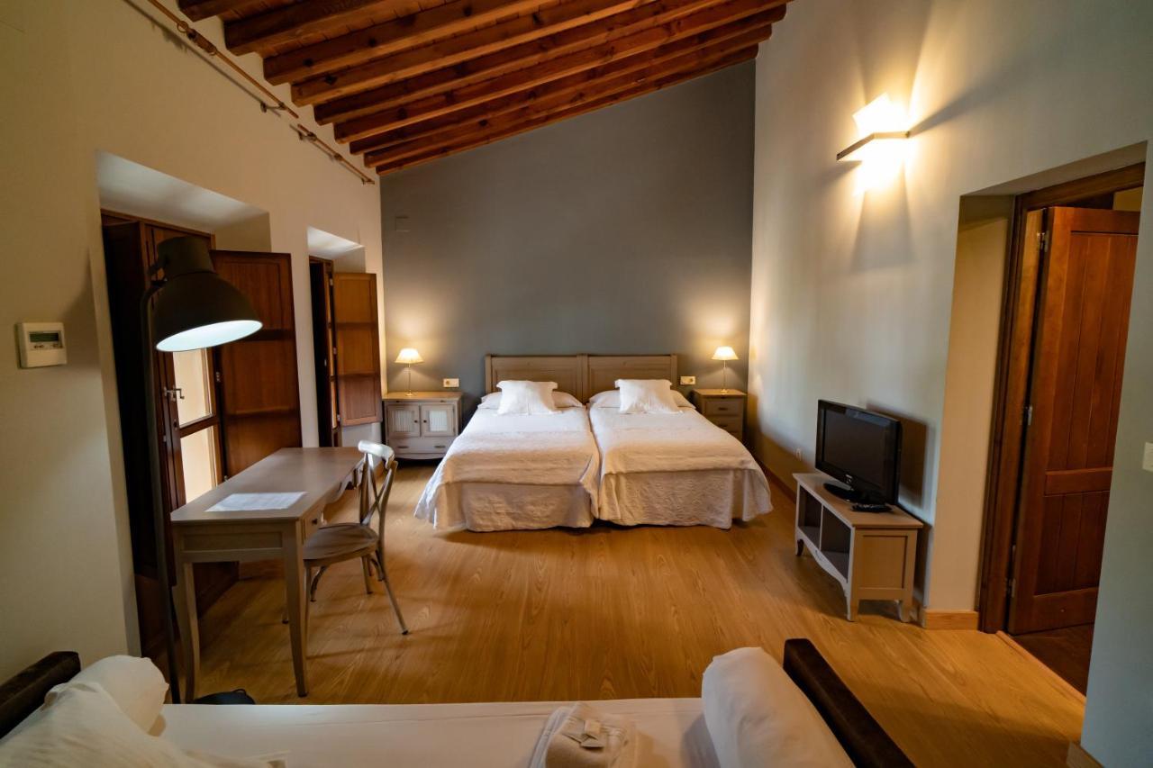 Hotel Alfonso IX (Adults Only) Caces Εξωτερικό φωτογραφία